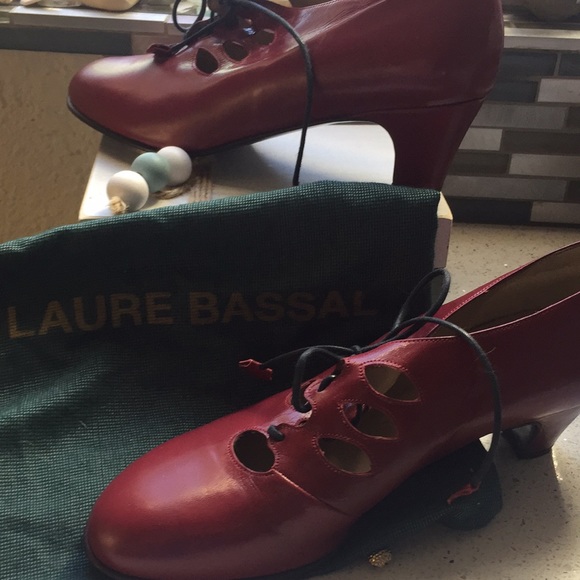 Red leather - Picture 1 of 1